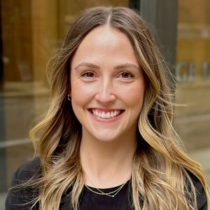 Meet your Posher, Alyssa